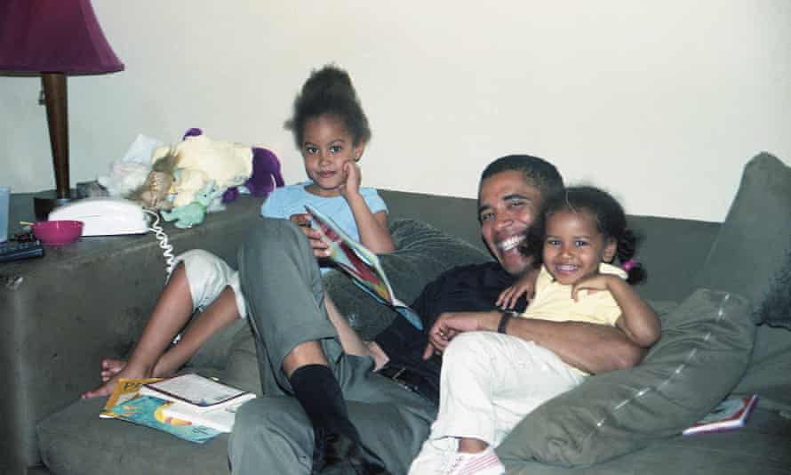 Barack Obama with his children Malia and Sasha.