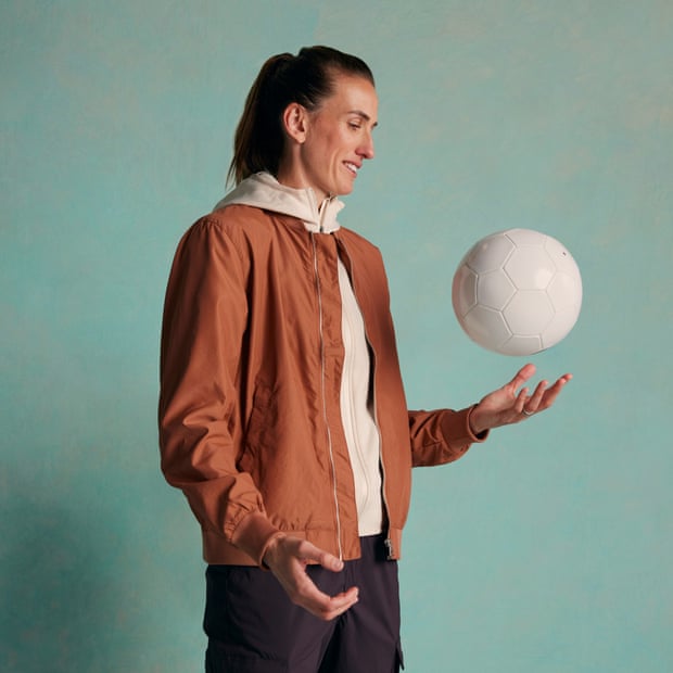 Jill Scott: 'We didn't get paid for club football in the early days'