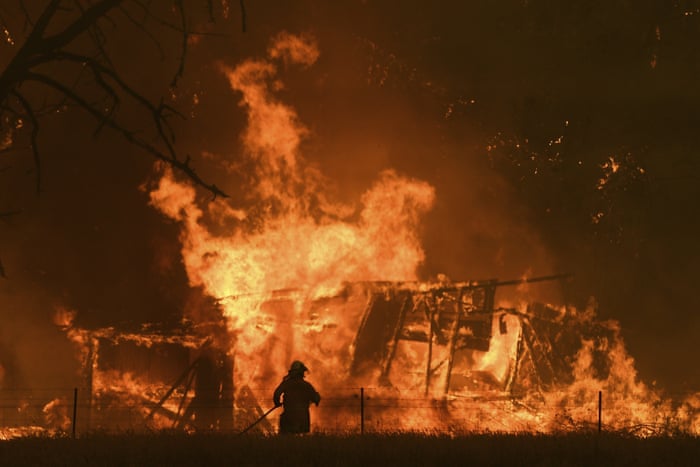 Fire crews battle the Gospers Mountain blaze in NSW last December