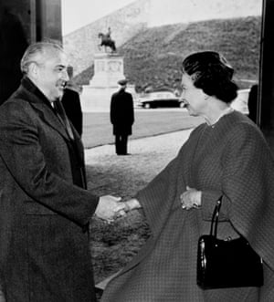 7 April 1989. Mikhail Gorbachev being greeted by Queen Elizabeth II at the entrance to Windsor Castle.