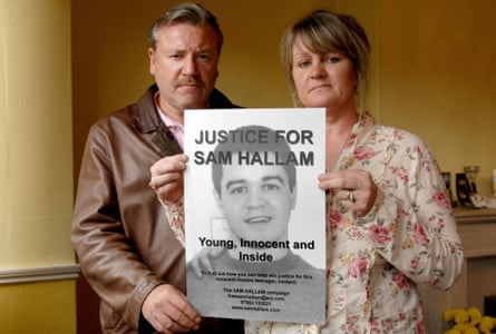The actor Ray Winstone pictured with Sam’s mum, Wendy Cohen, fronted an episode of ITV’s Tonight programme in 2007, insisting Hallam was innocent.