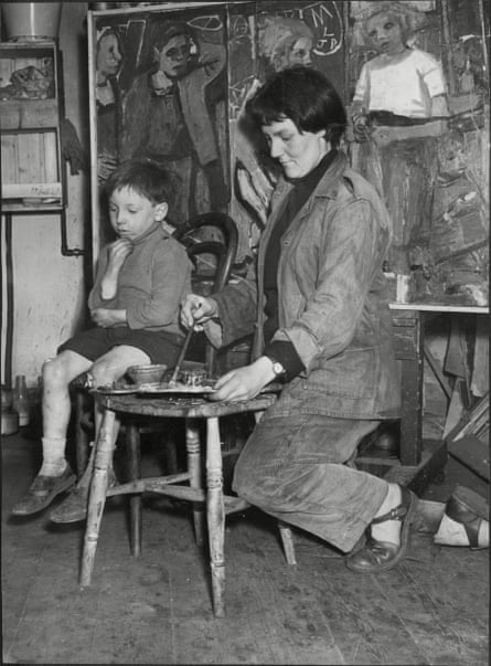 Warmth … Joan Eardley at work.