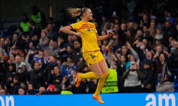 Fridolina Rolfö celebrates after giving Barcelona the lead on aggregate with her second-half penalty.