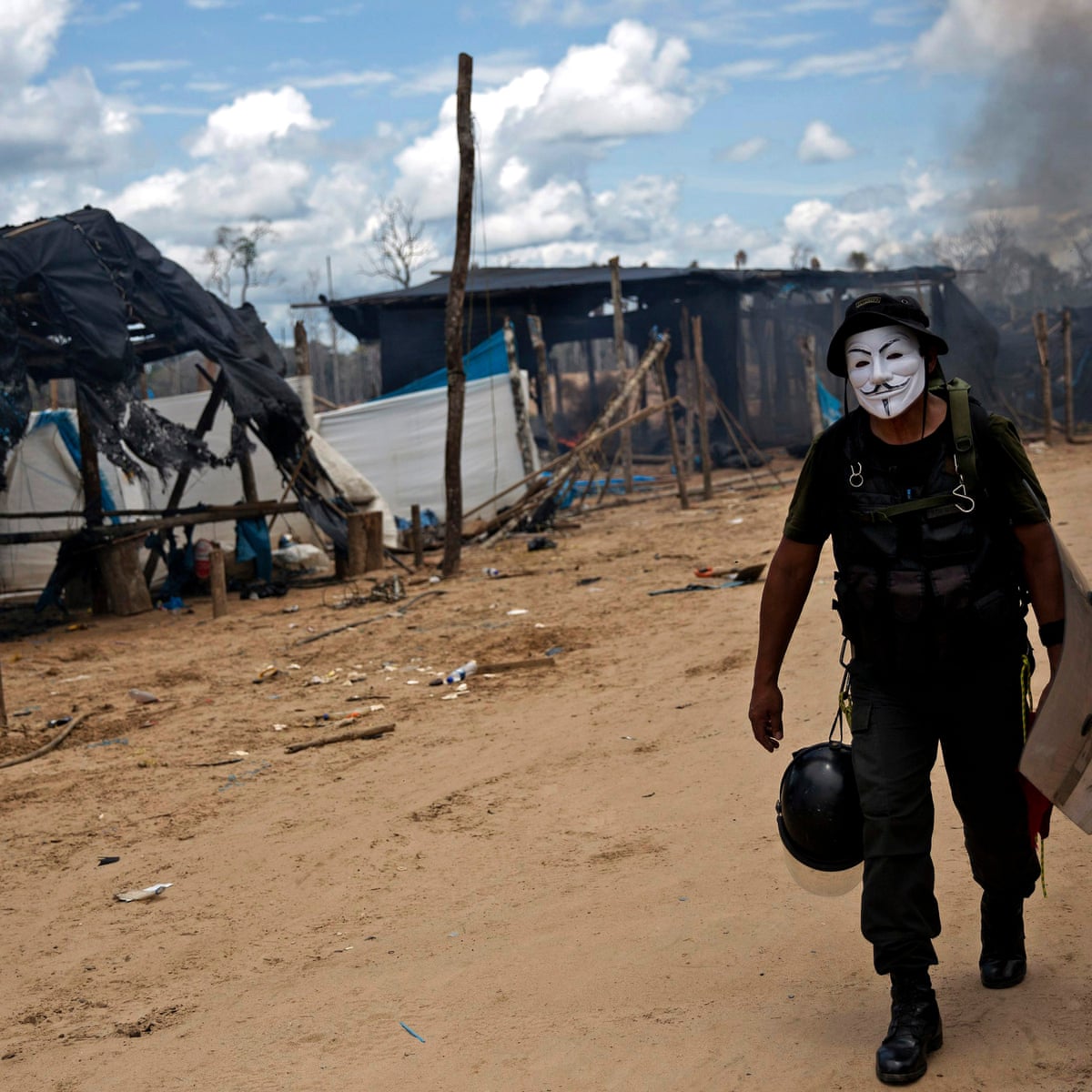 Inside La Pampa The Illegal Mining City Peru Is Trying To Wipe Out Cities The Guardian