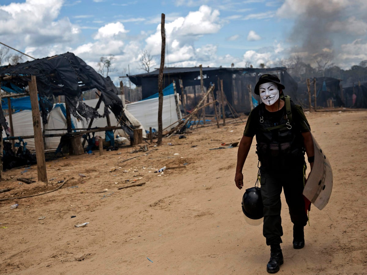 Inside La Pampa The Illegal Mining City Peru Is Trying To Wipe Out Cities The Guardian