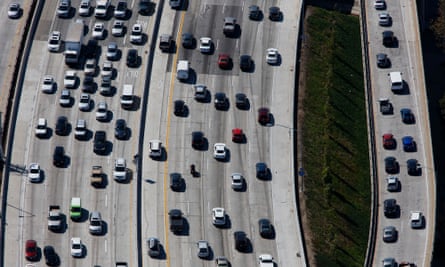Heavy traffic on a US freeway