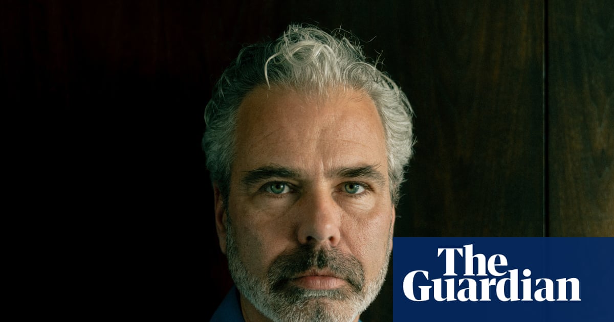 Marriage over, 100,000 down the drain: the AI users whose lives were wrecked by delusion