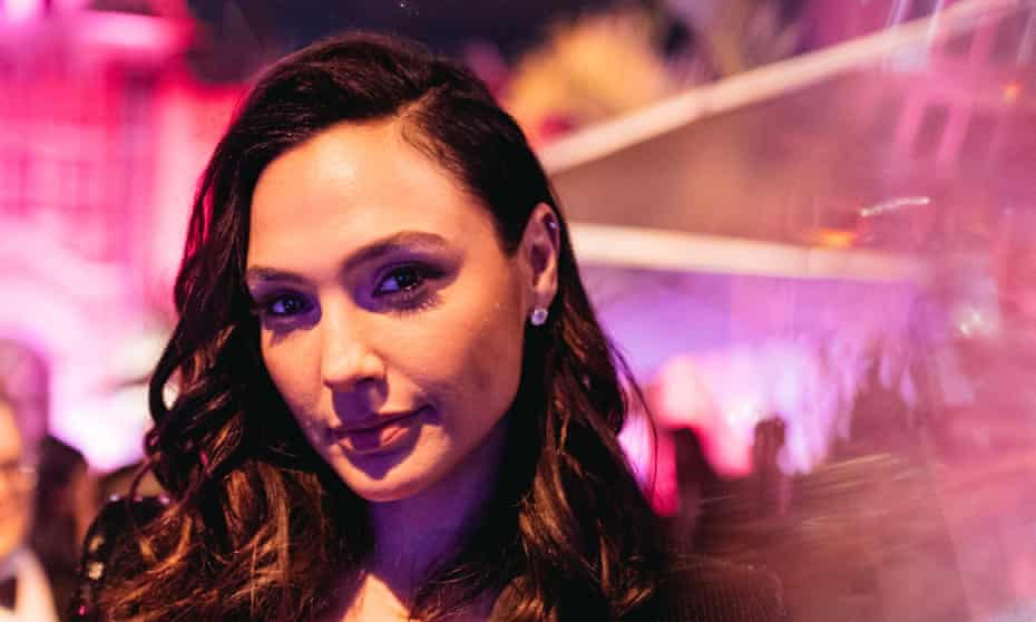 Gal Gadot As Cleopatra Is A Backwards Step For Hollywood Representation Movies The Guardian