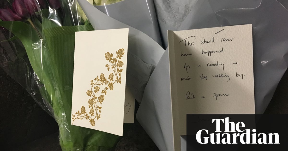 Homeless man dies on 'doorstep' of Houses of Parliament
