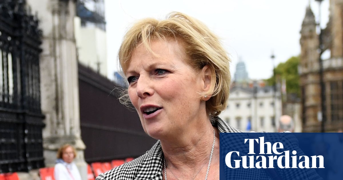 Ex-Tory business minister Anna Soubry says she will vote Labour