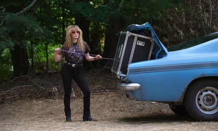 Lyonne and Cale’s Plymouth Barracuda in Poker Face.