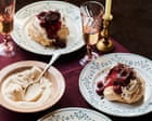 Abbinamenti di vino per i dessert natalizi: oltre il tradizionale porto tawny