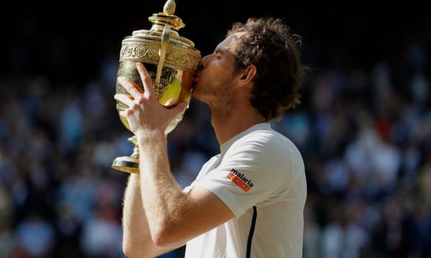 Andy Murray celebrates beating Milos Raonic in the 2016 final.
