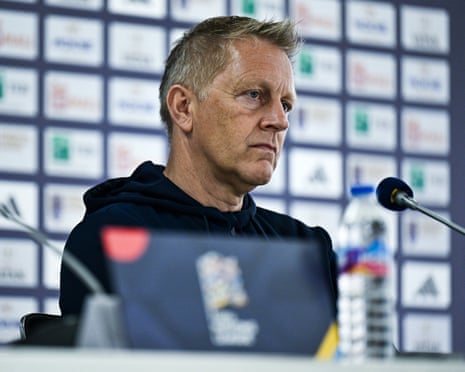Heimir HallgrÃÂmsson addresses the media on Wednesday.