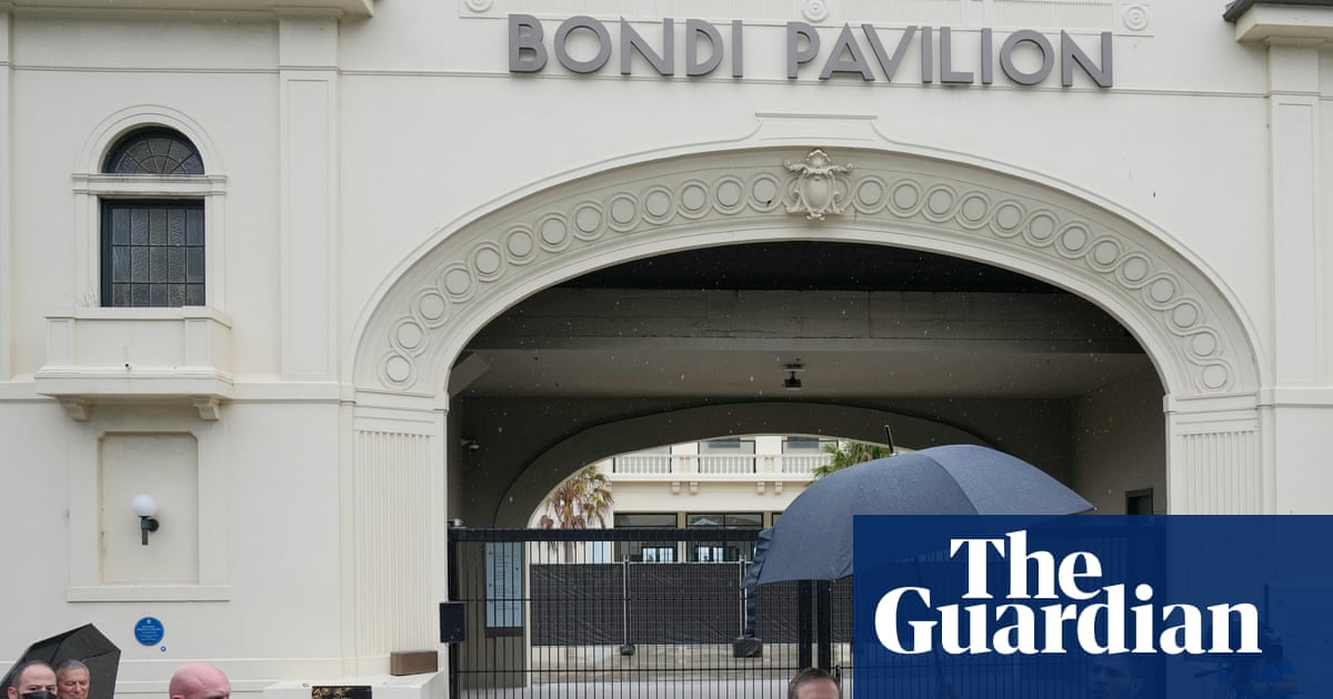 Isaac Herzog meets survivors of Bondi terror attack saying ‘when one Jew is hurt, all Jews feel their pain’