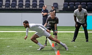 Triallist on shuttle run