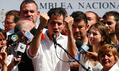 Hasil gambar untuk Venezuela crisis: US pulls out staff and tells citizens to 'strongly consider' leaving