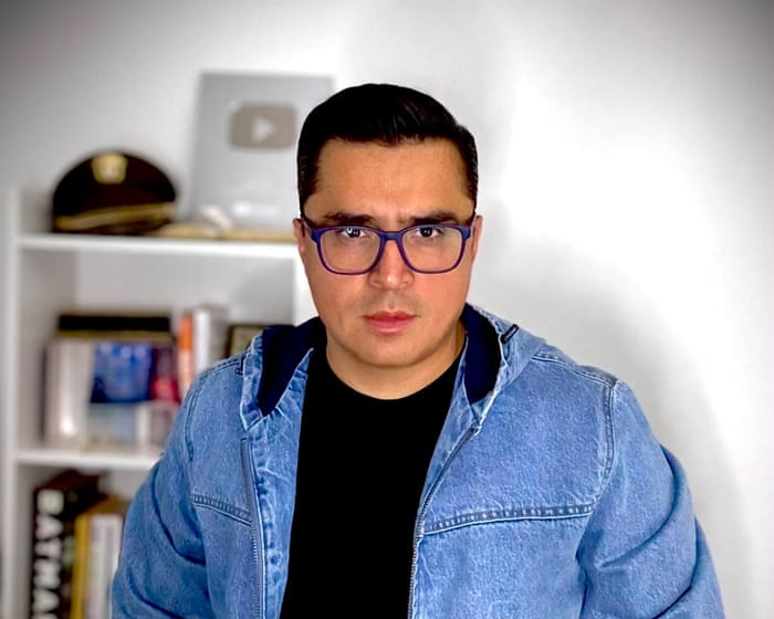 Activist forced out of US after criticising Trump-aligned Colombian politician
