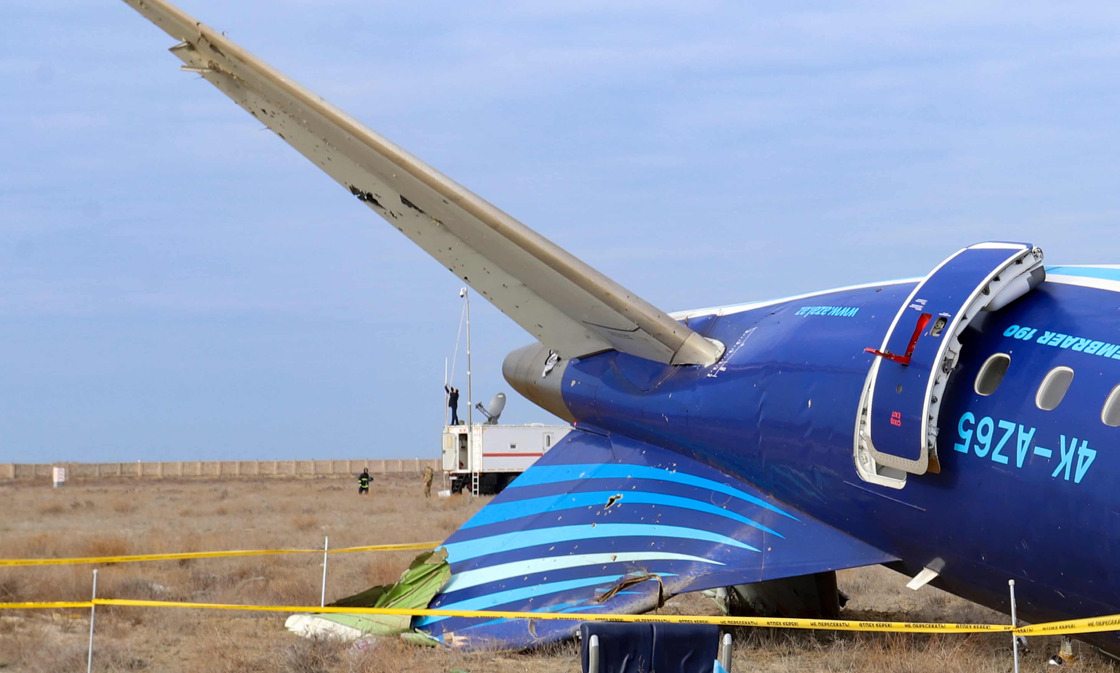 Putin apologises over Azerbaijan Airlines crash (theguardian.com)