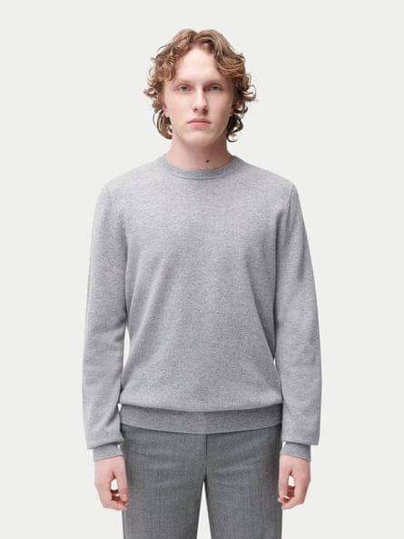 A model wearing a Gobi Cashmere Organic Sweater