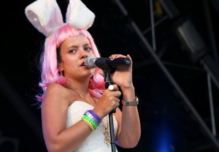 Allen plays Bestival in 2006,