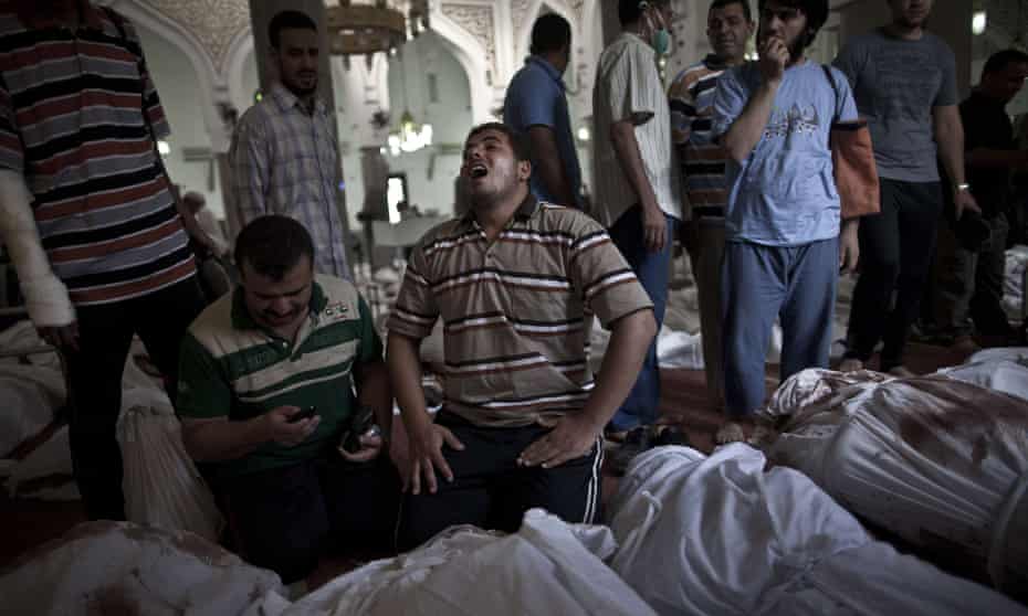 Bodies in mosque after Sisi crackdon, August 2013
