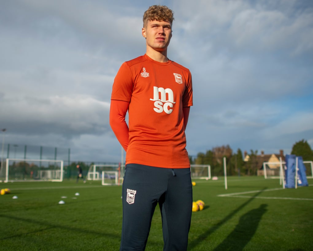 ‘No nos compararía’: Sindre Walle Egeli, el joven del Ipswich que ha superado en goles a Haaland. ‘No nos compararía’: Sindre Walle Egeli, el joven del Ipswich que ha superado en goles a Haaland.