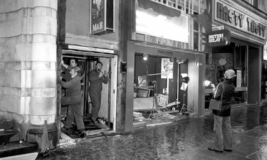 The damaged front of the Tavern in the Town in Birmingham after the attack on 21 November 1974. 
