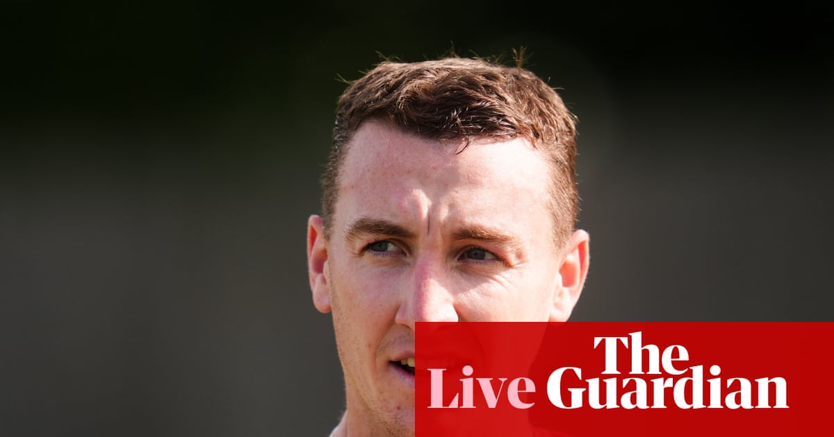 New Zealand v England: third men’s cricket one-day international – live