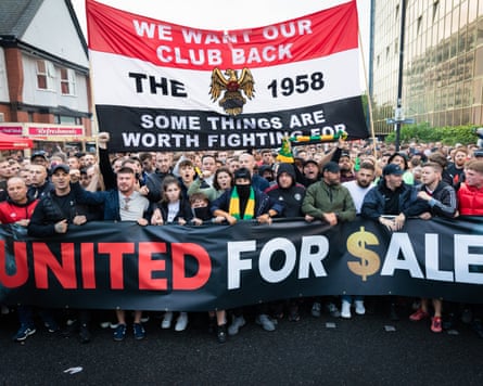 Manchester United fans protest in 2022