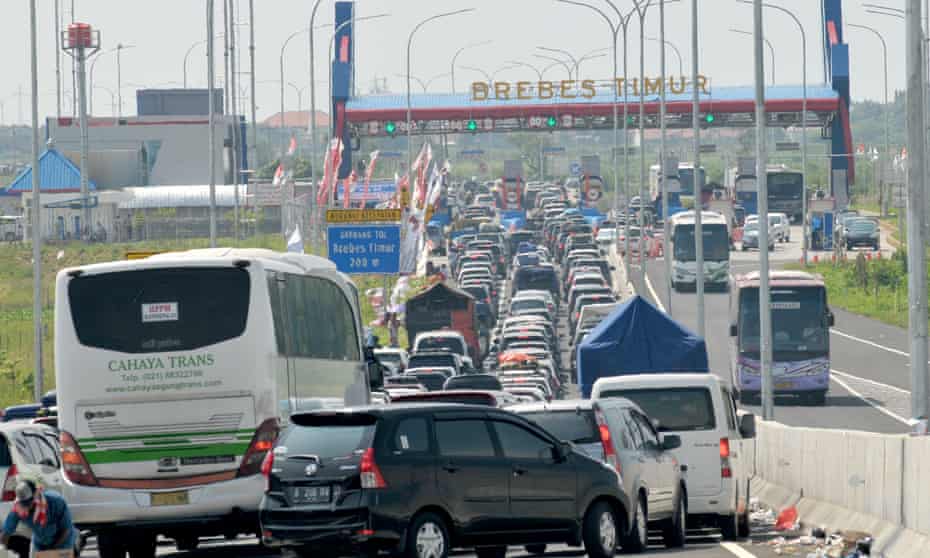 Traffic in Brebes, Indonesia