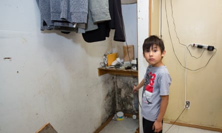 According to a report commissioned by Cat Lake First Nation, 87 homes are in such bad shape due to mould, bare wiring and cracked foundations that they need to be demolished.