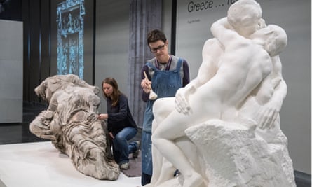 Rodin and the Art of Ancient Greece exhibition, 2018, curated by Ian Jenkins. Conservators from the British Museum are working on the Parthenon sculpture that evokes two goddesses and The Kiss by Auguste Rodin, 1882.
