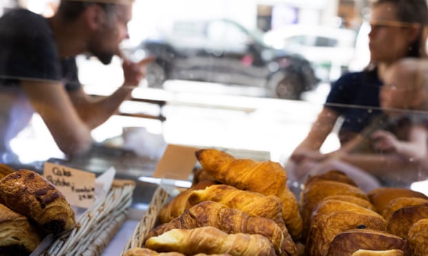 Vegan croissants at VG.