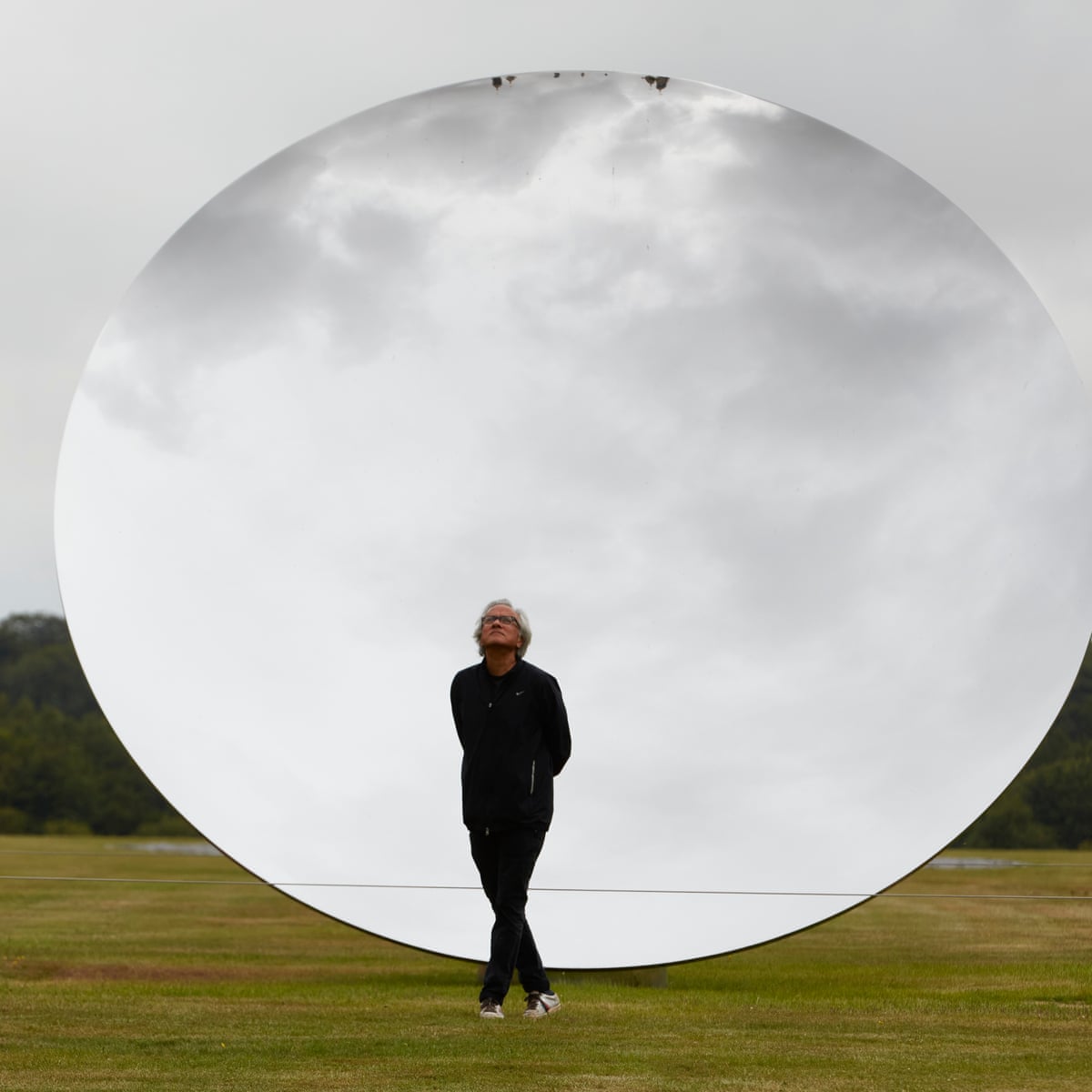 anish kapoor shines in norfolk and a load of men are dismantled – the week in art art the guardian anish kapoor shines in