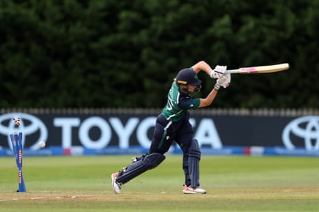 Gaby Lewis of Ireland is bowled out by Issy Wong.