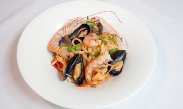 “Lean”: seafood linguine.