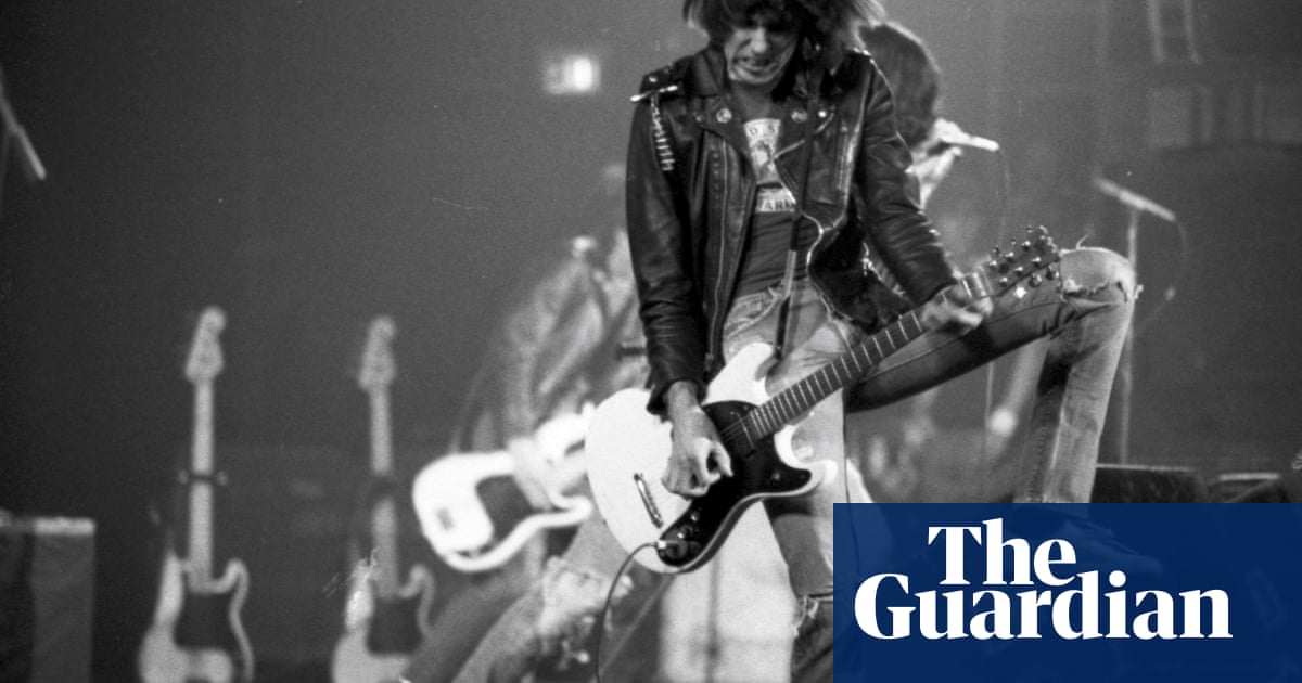 Punk Rock Memories Captured in Images: Reflecting on the Second Coming Punk Rock Memories Captured in Images: Reflecting on the Second Coming