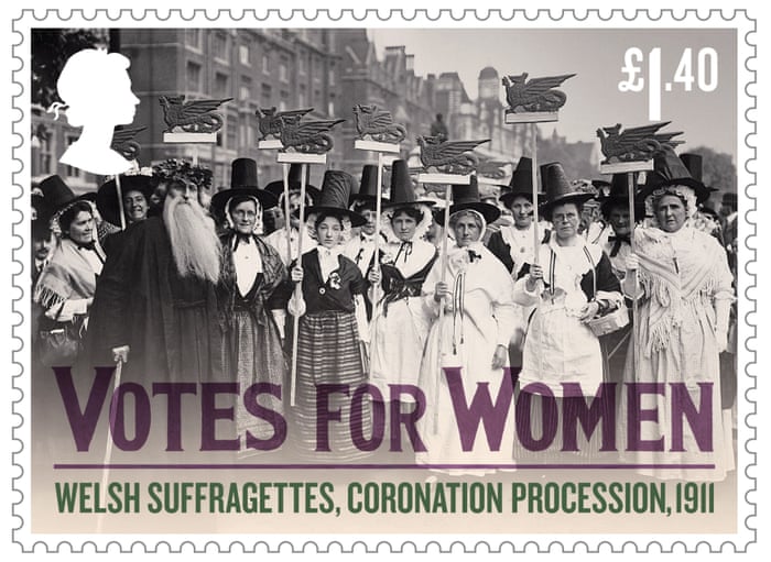Welsh suffragettes, coronation procession, 1911
