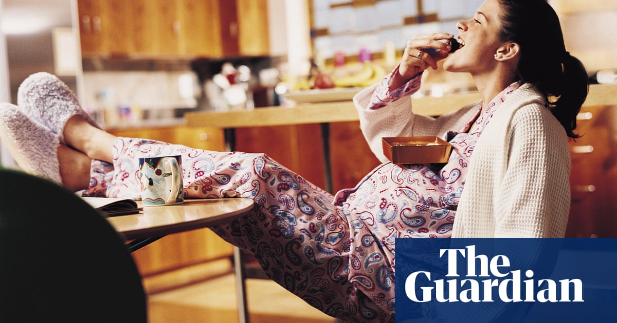 Pregnancy mythbusting: from 'eating for two' to pineapple bringing ... Pregnancy mythbusting: from 'eating for two' to pineapple bringing ...
