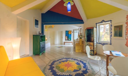 Villa Palmizana interior with bright colours