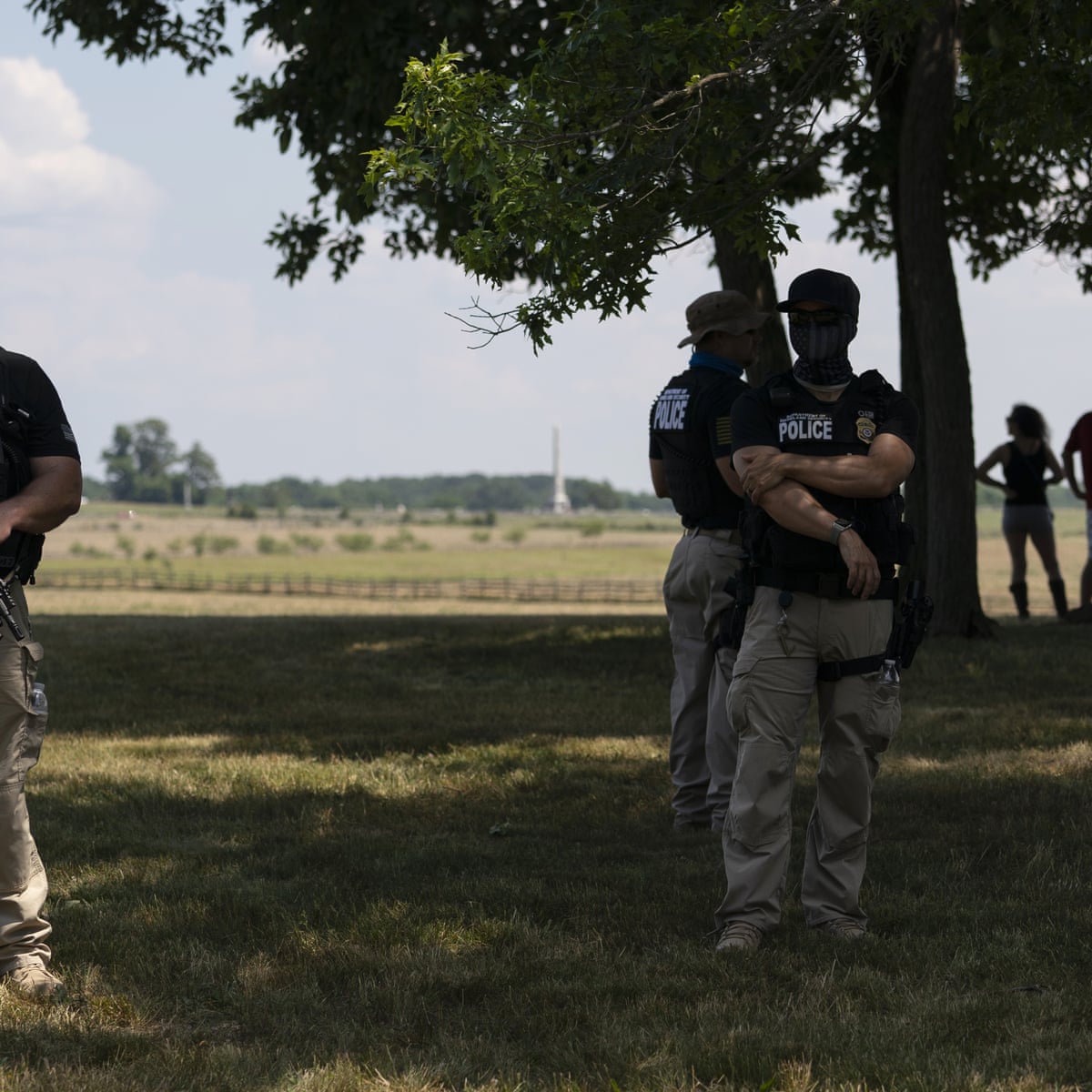 Armed Militias Flock To Gettysburg To Foil Flag Burning Protest That Was All A Hoax Us News The Guardian