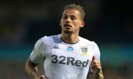Kalvin Phillips Bức Tường Thép Tuyến Giữa của Manchester City Kalvin Phillips Bức Tường Thép Tuyến Giữa của Manchester City