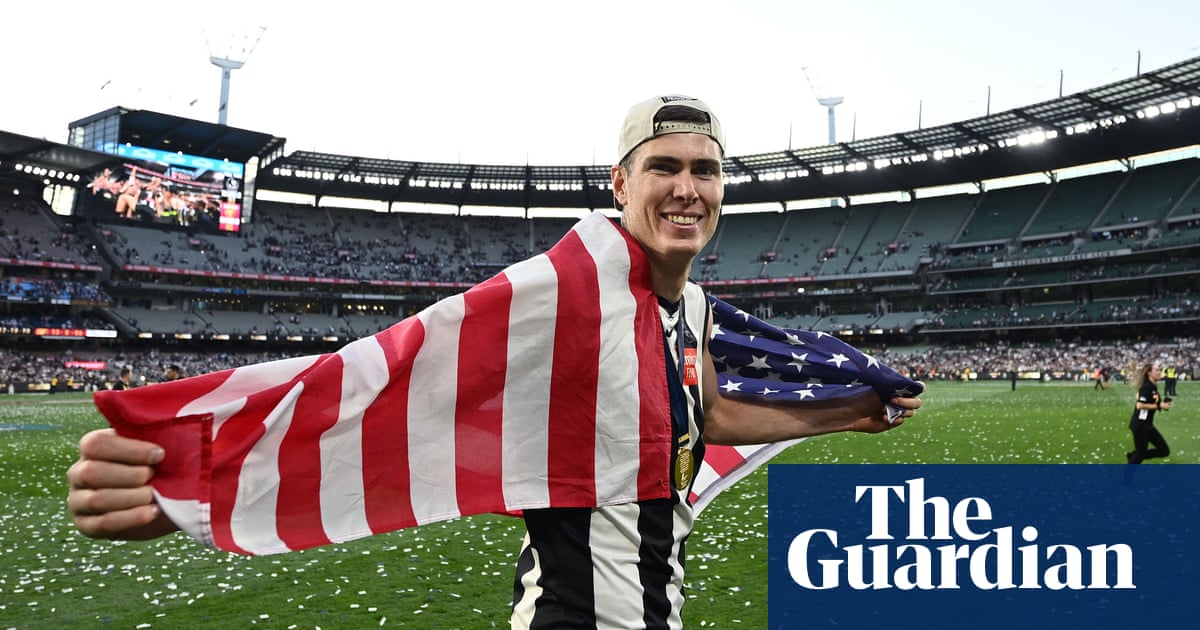 Trailblazing AFL player Mason Cox delisted by Collingwood after 11-year journey
