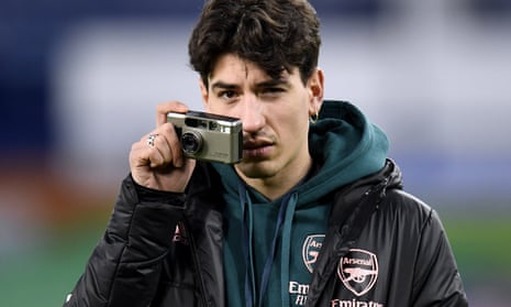 Arsenal’s Héctor Bellerín says his interest in photography was ‘like one of my companions throughout my injury, It brought me brought me a lot of happiness.’