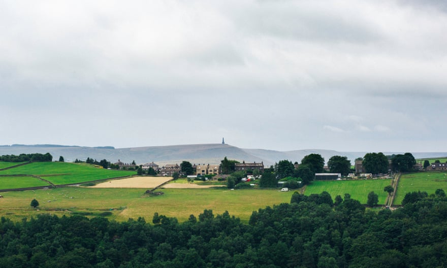 Stoodley Pike monument, viewed from Shackleton