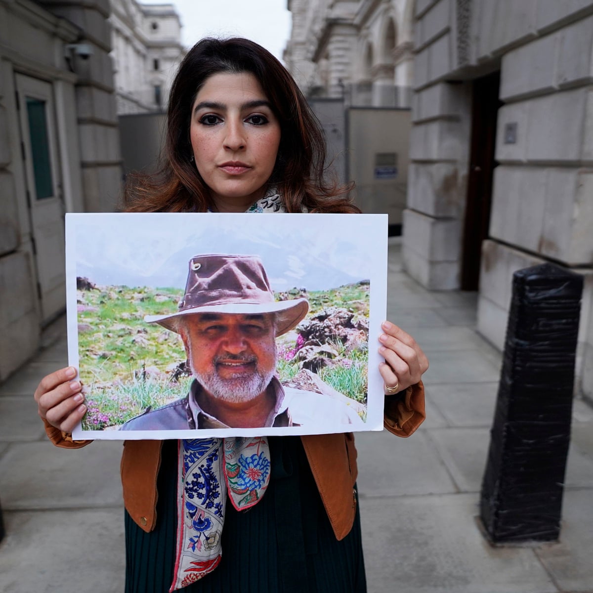 Five Americans fly out of Iran in $6bn oil money prisoner swap | Iran | The Guardian