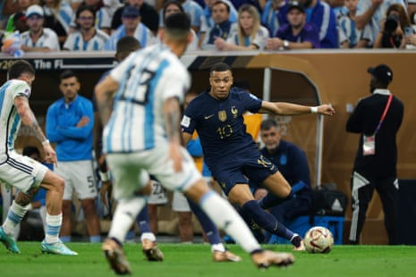 Argentina v France: 2022 World Cup final – live | World Cup 2022 8 France simply hasn't come yet.