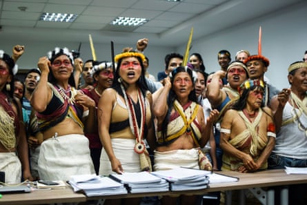 Indigenous people of the Amazon in a courtroom