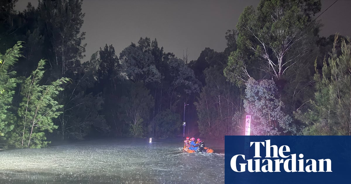 Massive rain dump on Sydney leads to flash flooding and rescue operations